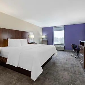 http://best-western-plus-gen-x-inn.memphishotelsnow.com